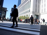 度重なる緊急事態宣言や自粛要請が、「東京で働いて生活する」ということ自体に疑問を投げかけているのだろう。