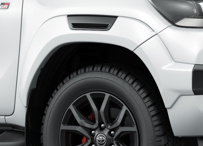 オーバーフェンダー：発表資料より