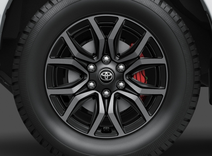 １８インチタイヤ：発表資料より