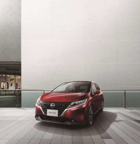 日産・ノート「Airy Gray Edition」（画像: 日産自動車発表資料より）