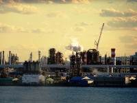 日本産業機械工業会が「2022年度の産業機械の受注見通し」。経済制裁等によりロシアで契約を見込んでいた案件の消滅など下振れ要因もあるが、欧州のLNG案件等の増加などで内・外需計5.7%増。