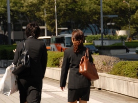 3年目に突入したコロナ禍の規制も緩和され、対策を取りつつ、お花見に出かける方が増加している