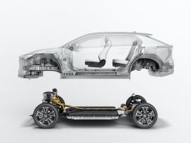 トヨタの新型EV「bZ4X」　e-TNGAの考え方に基づくバッテリー駆動EV専用プラットフォームをSUBARUと共同開発し初採用した　価格600.0万円(FF仕様)、4WD仕様車650.0万円