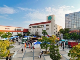 大丸須磨店が利活用推進事業の委託を受けた名谷駅前広場（大丸松坂屋百貨店発表資料より）