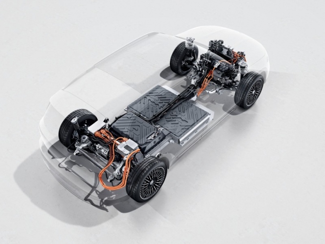 EQB350パワートレーン：発表資料より