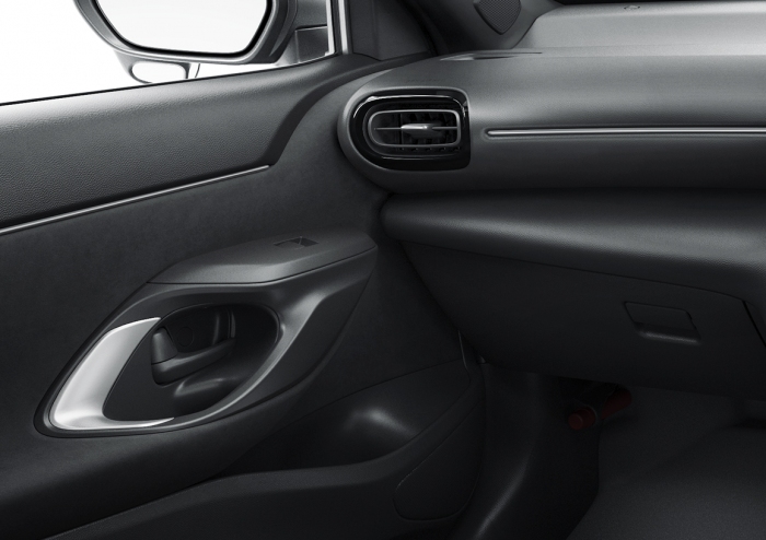 ヤリス クロス Z“Adventure”：発表資料より