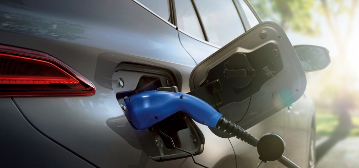 充電ケーブル（画像: トヨタ自動車の発表資料より）