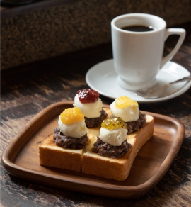 名古屋タカシマヤでは、Z世代の「レトロブーム」に着目したレトロ喫茶の催事も。（画像: ジェイアール東海高島屋の発表資料より）