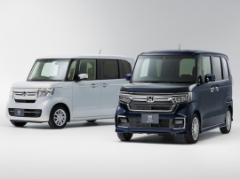 2022年暦年販売台数202,197台と軽自動車第2位のダイハツ・タントに倍近い差で第1位となった、ホンダN-BOX