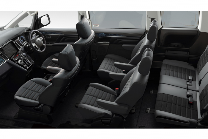 デリカD:5 「CHAMONIX」インテリア