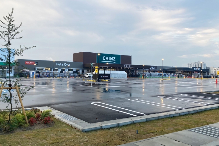 営業を始めたカインズ岡山南店（ライフデザイン・カバヤ発表資料より）