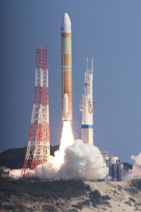 2023年3月7日に鹿児島県の種子島宇宙センターから打ち上げられたH3ロケット1号機 (c) JAXA
