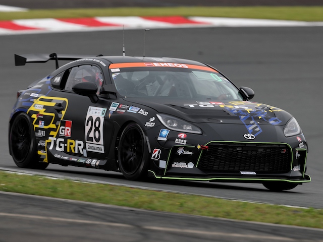 エタノール20%混合ガソリン(E20)を使ってS耐に参戦した「#28 TOYOTA TGRR GR86 Future FR concept」　13着完走を果たす