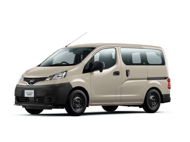 NV200バネット Outdoor Black Edition（車体色：サンドベージュ モノトーン）