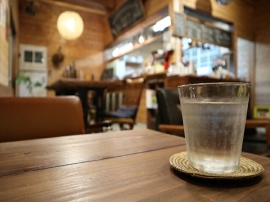 飲料市場でカフェインレスやデカフェ、ノンカフェイン製品の存在感が急上昇している