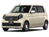 6速マニュアルトランスミッション専用グレードとなったHONDA N-ONE RS　15インチのタイヤ&ホイールが走りを主張する