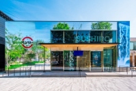 大阪・関西万博に出店された、スシロー未来型万博店の外観（画像: FOOD & LIFE COMPANIESの発表資料より）