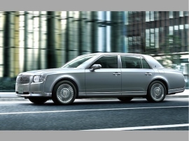 最新の予防安全パッケージ「トヨタセーフティセンス」搭載　同時に最新マルチメディア対応機器を装着した新型センチュリー