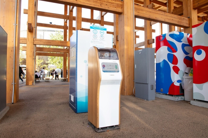 大阪・関西万博に設置された「マイボトル洗浄機」（画像: 象印マホービンの発表資料より）