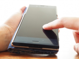 スマホ保有率9割、新聞部数は半減。変容する日本人のニュース習慣