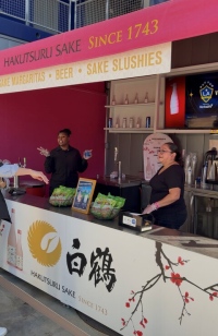 スタジアムで日本酒が人気?白鶴がLAの強豪と組む意外な戦略