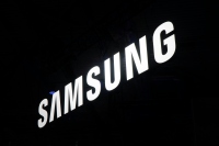 サムスンの次世代折りたたみスマートフォン「Galaxy Z Fold8」のダミー機画像がリークされた。Photo by Jonathan Kemper on Unsplash