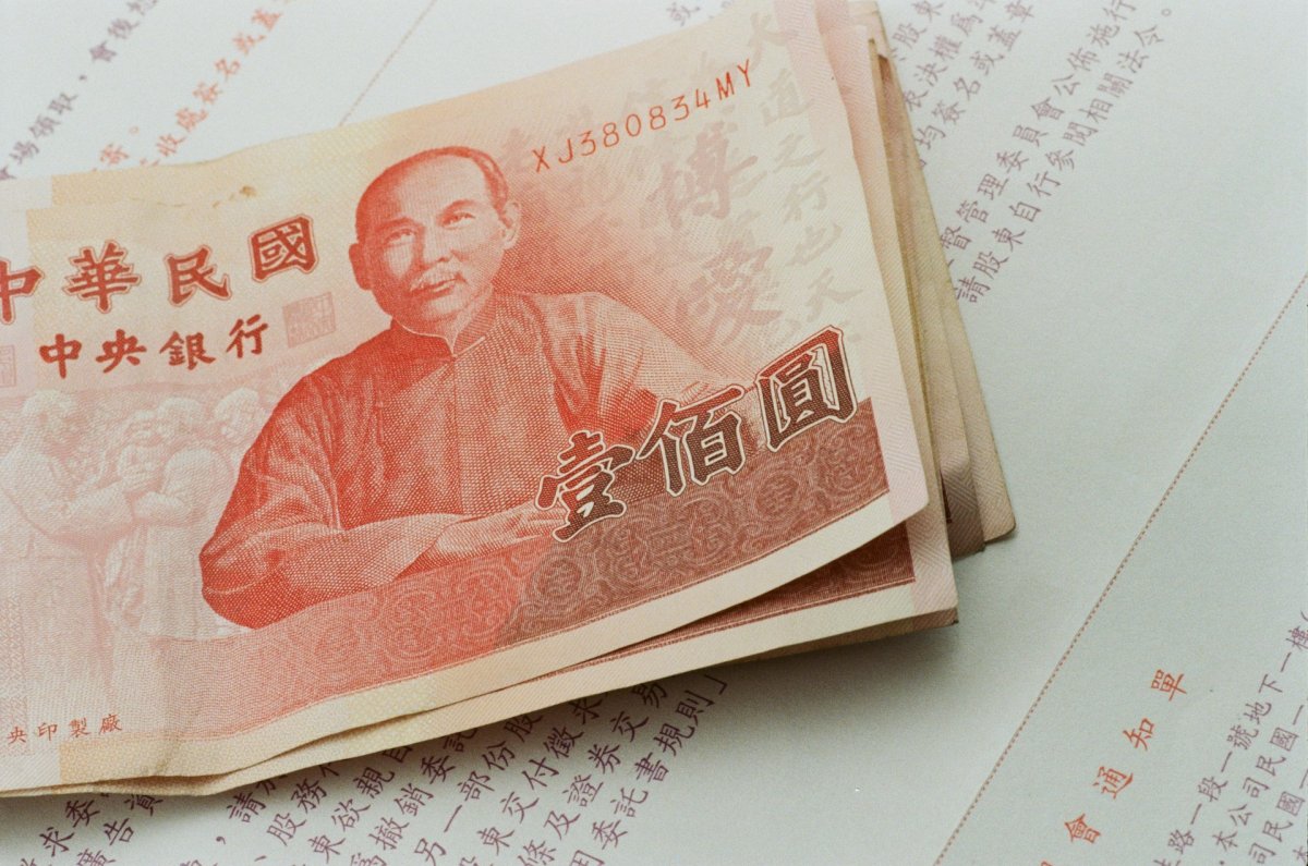 Photo by Zhong-wei Xu on Unsplash