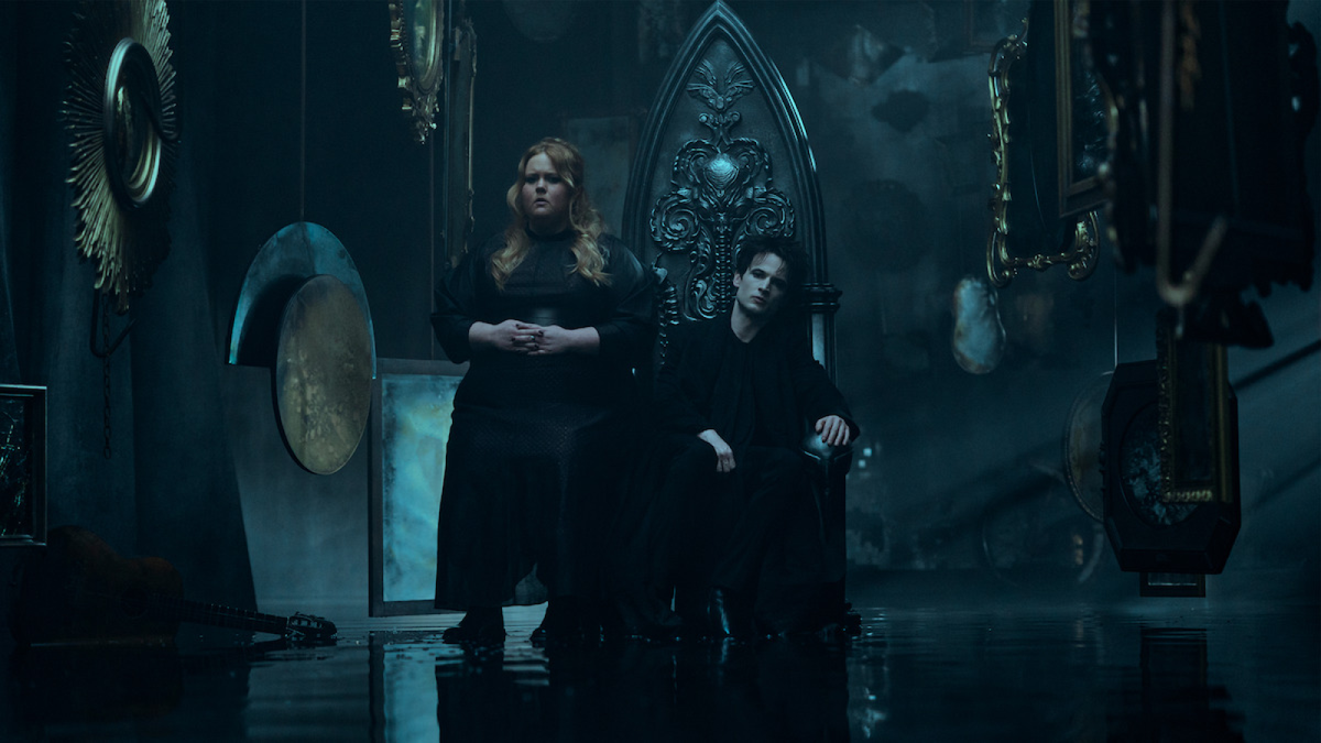 Tom Sturridge (right) as Dream in "The Sandman" Season 2. (Netflix.com)