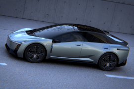 トヨタ自動車がジャパンモビリティショー2025で公開した「カローラ コンセプト」(写真提供:トヨタ自動車) トヨタ自動車がジャパンモビリティショー2025で公開した「カローラ コンセプト」(写真提供:トヨタ自動車)