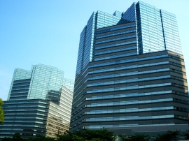 三井金属鉱業が本社を置く東京都品川区のゲートシティ大崎(User:Kentin, CC BY-SA 3.0 <https://creativecommons.org/licenses/by-sa/3.0>, via Wikimedia Commons)