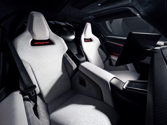 テスラの電気スポーツカー「Roadster」。SpaceXの技術を取り入れた新型モデルの生産開始は2028年を予定している（提供元：Tesla, Inc.）
