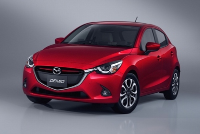 マツダ、新型デミオの受注開始　燃費30キロのディーゼル搭載モデルも