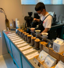 カフェでの台湾コーヒー提供の様子