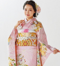 新大宮駅から徒歩15分！成人式振袖&卒業式袴レンタル&前撮りなら『TAKAZEN 奈良店』にお任せ！モデルや女優のような装いに！情報をFindビューティーで公開