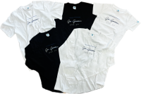 学生デザインの「サステナブルTシャツ」を創価大学で限定販売 -- ファッションの力でSDGsに貢献