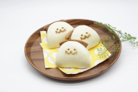 岩崎本舗のにゃんともかわいい角煮にゃんじゅうが再び登場。ねこの焼印の角煮まんじゅうを限定販売。