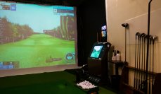 マナティーが、会員制シミュレーションゴルフ練習場『南麻布クラブハウス』と提携開始