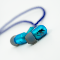 非鉛系圧電セラミックツイータを用いた特別なイヤホン「intime翔 Special Version」を88台限定で7月29日(土)発売