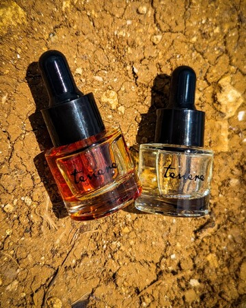 【結婚式ギフトに】エッセンシャルオイルブランド「テネレ」とウェディングフォト専門セルフ写真館「INAI WEDDING」がタッグを組みWEDDINGの香りを共同開発