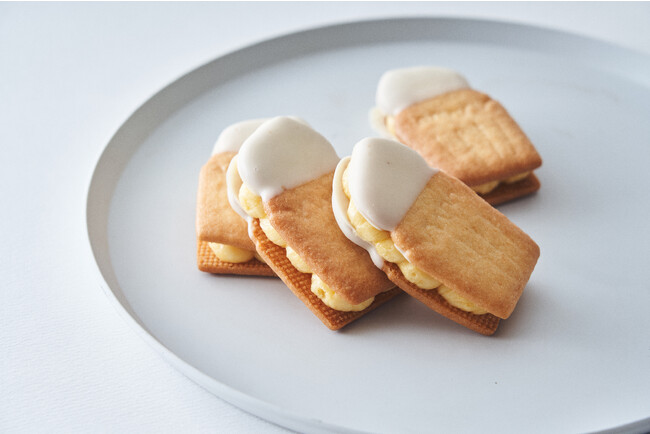 【フェアリーケーキフェア】夏を満喫する、エキゾチックな味わい。暑さを凌ぐ爽やかな酸味とコク「パッションフルーツ生バターサンド」8月1日（火）新発売！