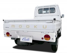 リアパネル組み付け済 リアパネル組み付け済