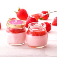 夏休み、帰省のシーズンに向けて完熟いちごを贅沢に使用した「完熟いちごミルクプリン」の販促強化を実施　～ギフトにおすすめ「送料無料のまとめ買いセット」がお得！～