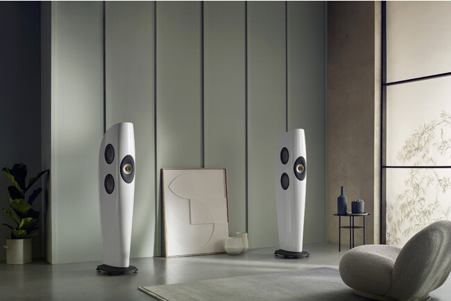 KEF、伊勢丹新宿店「Decorate the  Sound」 へ出展