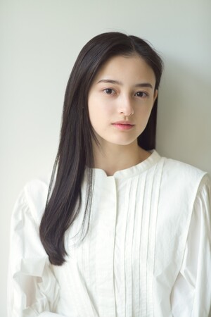 現役女子大生モデル・大峰ユリホ、TOKYO MX「バラいろダンディ」8月マンスリーアシスタントMCに就任！
