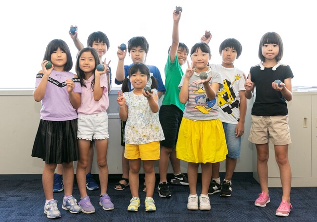 【イベントレポート】小学生親子がSDGs視点で夏休みの自由研究として「土と暮らしの関わり」を学ぶイベント『土のふしぎ発見！光るどろだんご教室』