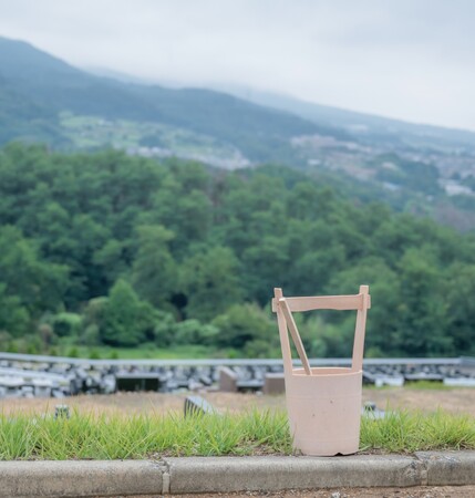 【墓じまいに関する調査】　60％がお盆に墓参りを予定