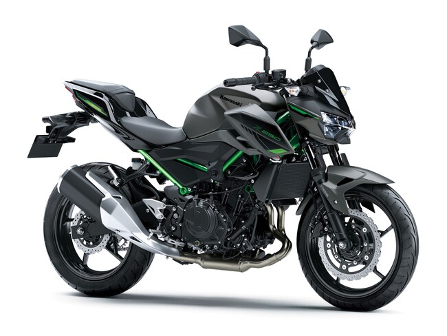 カワサキから扱いやすいスーパーネイキッド、Z250を発売！