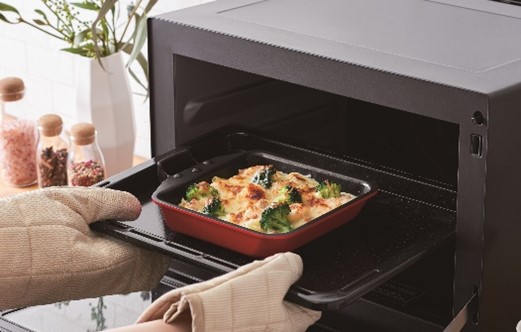 『デュラブルシリーズ 取っ手のとれる玉子焼きフライパン』、『折りたたみスタンド式玉子焼きフライパンフタ』を8月21日に新発売