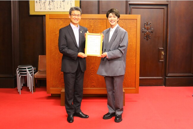 俳優の佐藤信長さんに「みやざき大使」を委嘱しました！