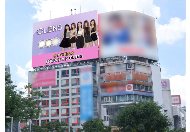 NewJeansがイメージモデルを務める韓国No.1カラコンブランド『OLENS(オーレンズ)』が渋谷の日本最大級サイネージに登場！